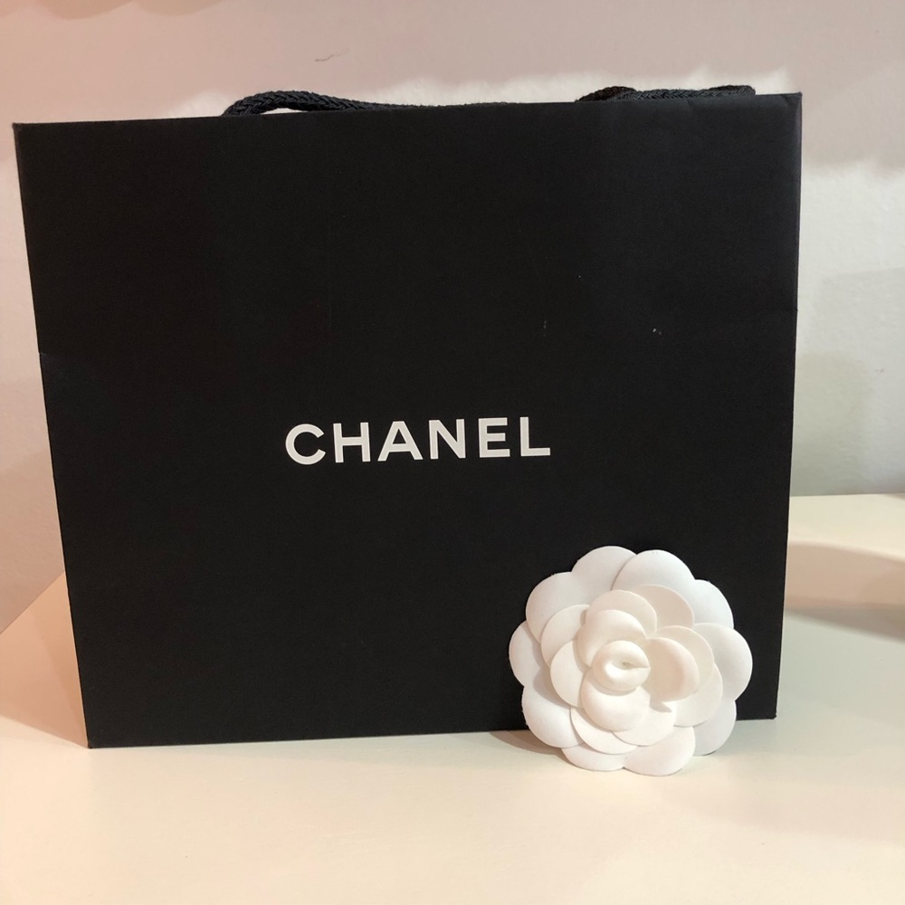 COPY - CHANEL gift bag black - Picture 3 of 3